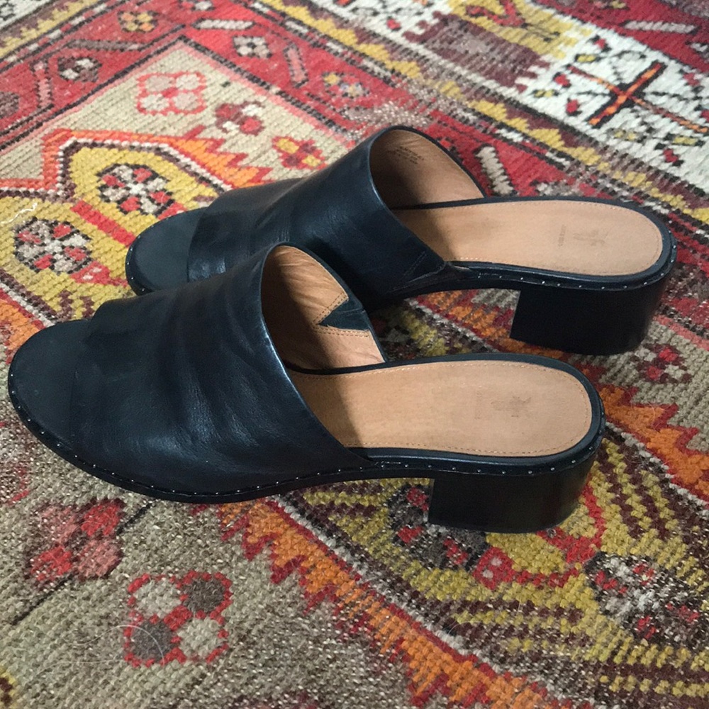 Frye Cindy Mules